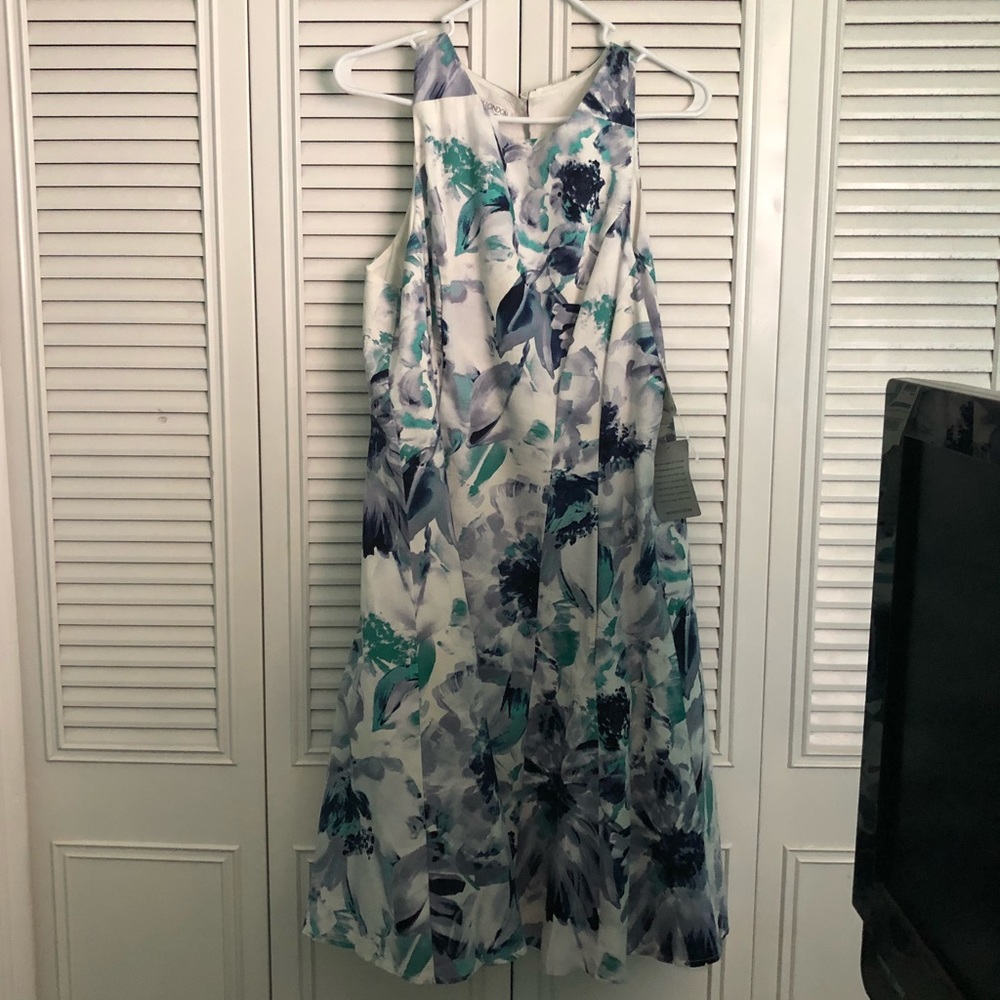 NEW WITH TAGS Maggy London dress